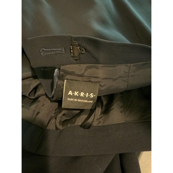 Akris Navy Blue Wool Straight Skirt, Size 10 (US) 42 (FR) - Picture 5 of 5